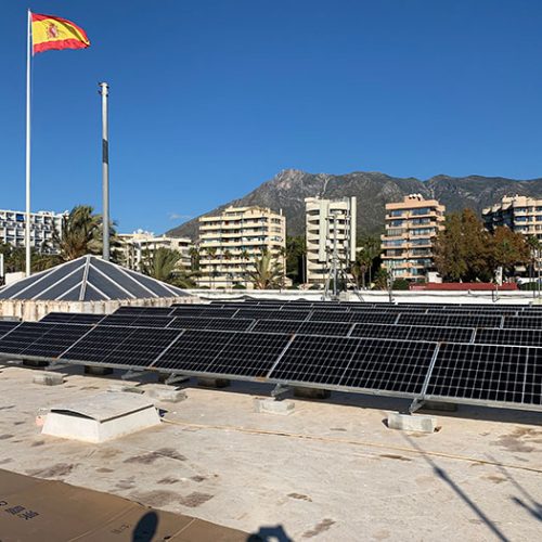 Instalación de paneles solares.